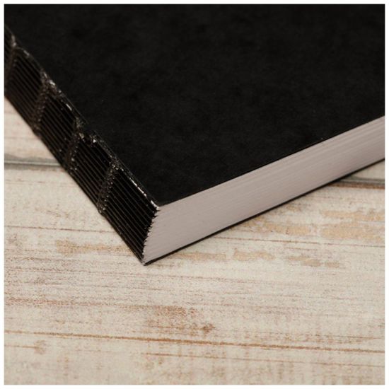 Скетчбук Clairefontaine \"Graf Book 360°\", 100л., 152х210мм, на сшивке, 100г/м2 (Марокко)